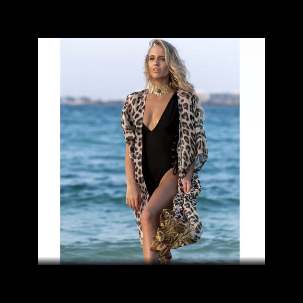 LEOPARD COVER UP - Picture 2 of 3
